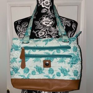 Stone Mountain Accessories Teal Turtle Print Quilted Tote with Brown Trim